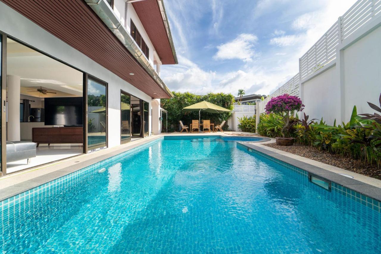 Villa Amaya, 2 Story Tropical Oasis With Green Hills View & Pool, Kamala Beach Exterior photo