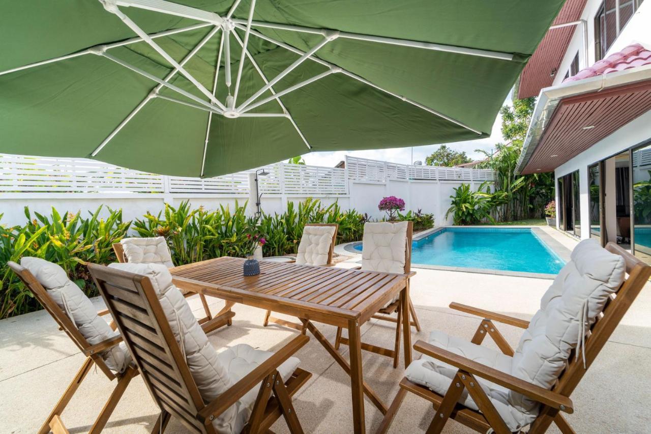 Villa Amaya, 2 Story Tropical Oasis With Green Hills View & Pool, Kamala Beach Exterior photo