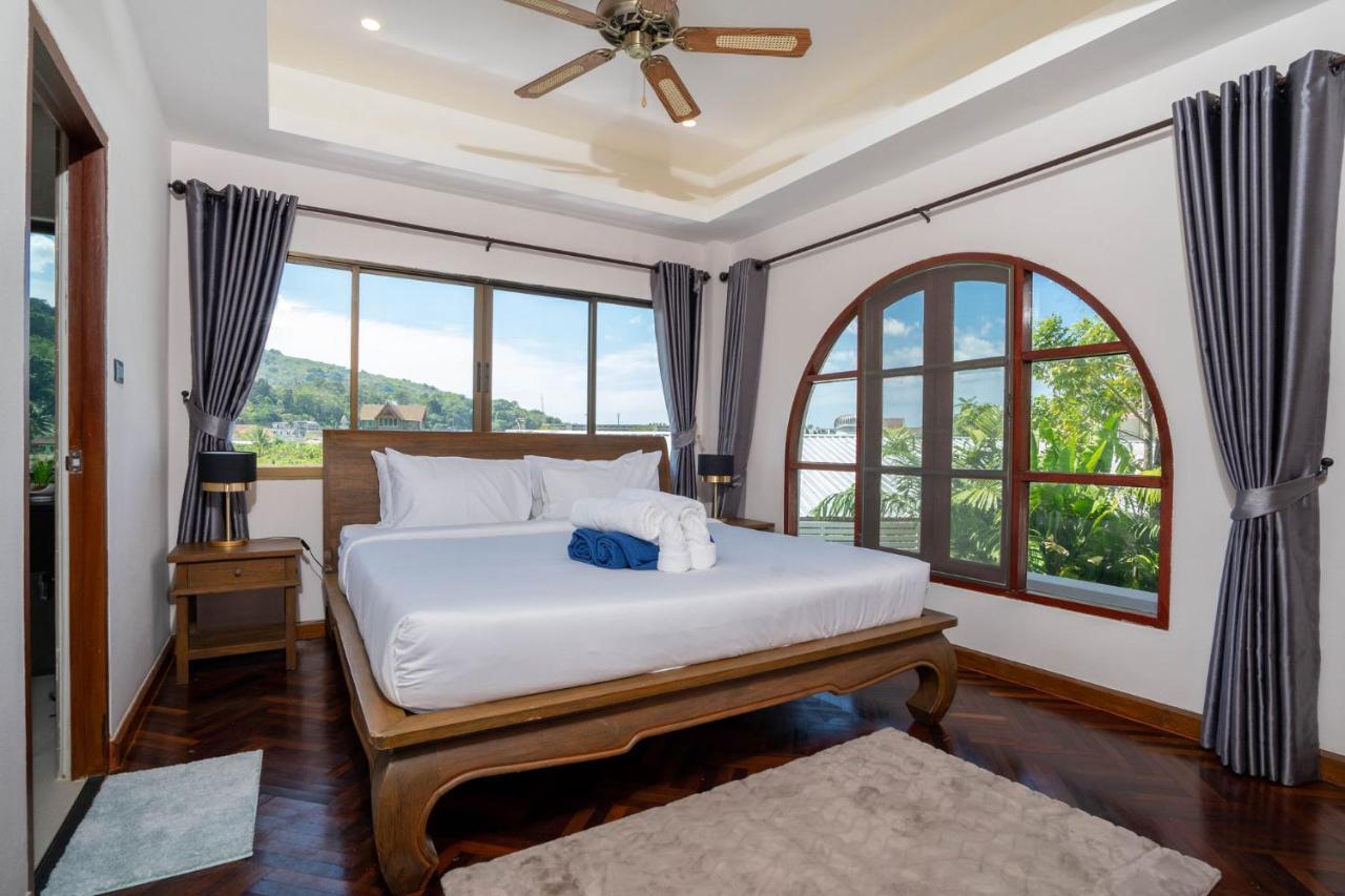 Villa Amaya, 2 Story Tropical Oasis With Green Hills View & Pool, Kamala Beach Exterior photo