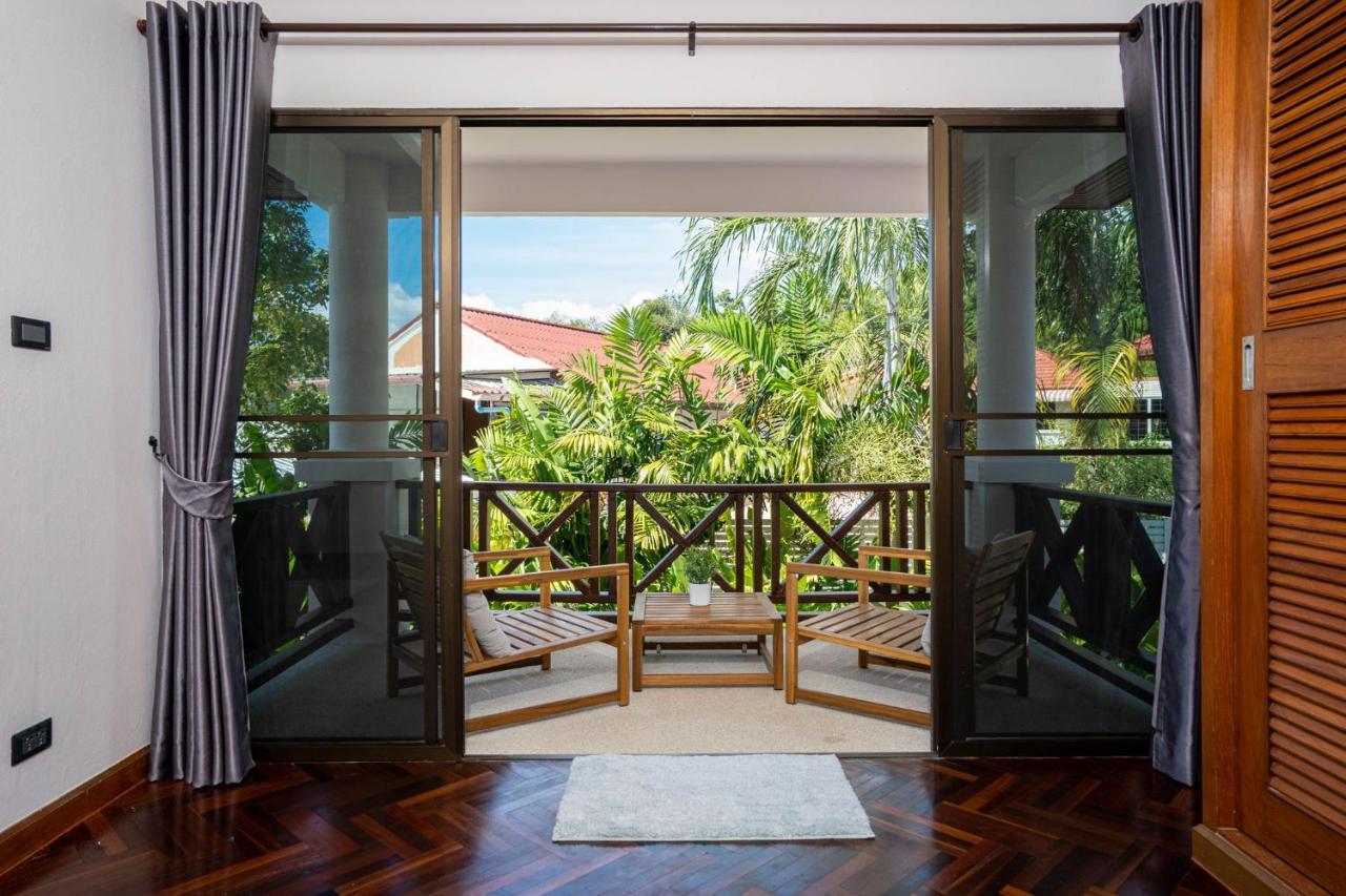 Villa Amaya, 2 Story Tropical Oasis With Green Hills View & Pool, Kamala Beach Exterior photo